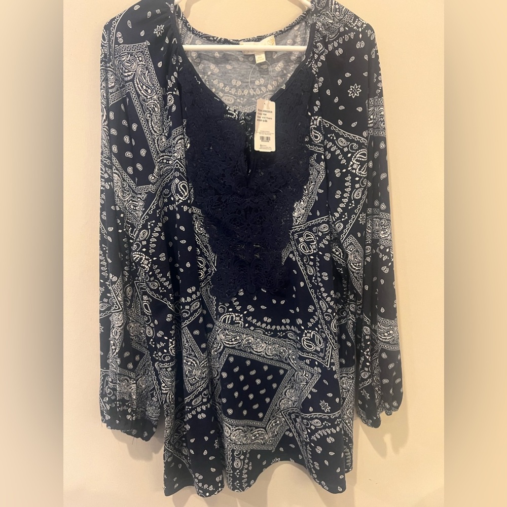 NWT - plus size stylish tunic